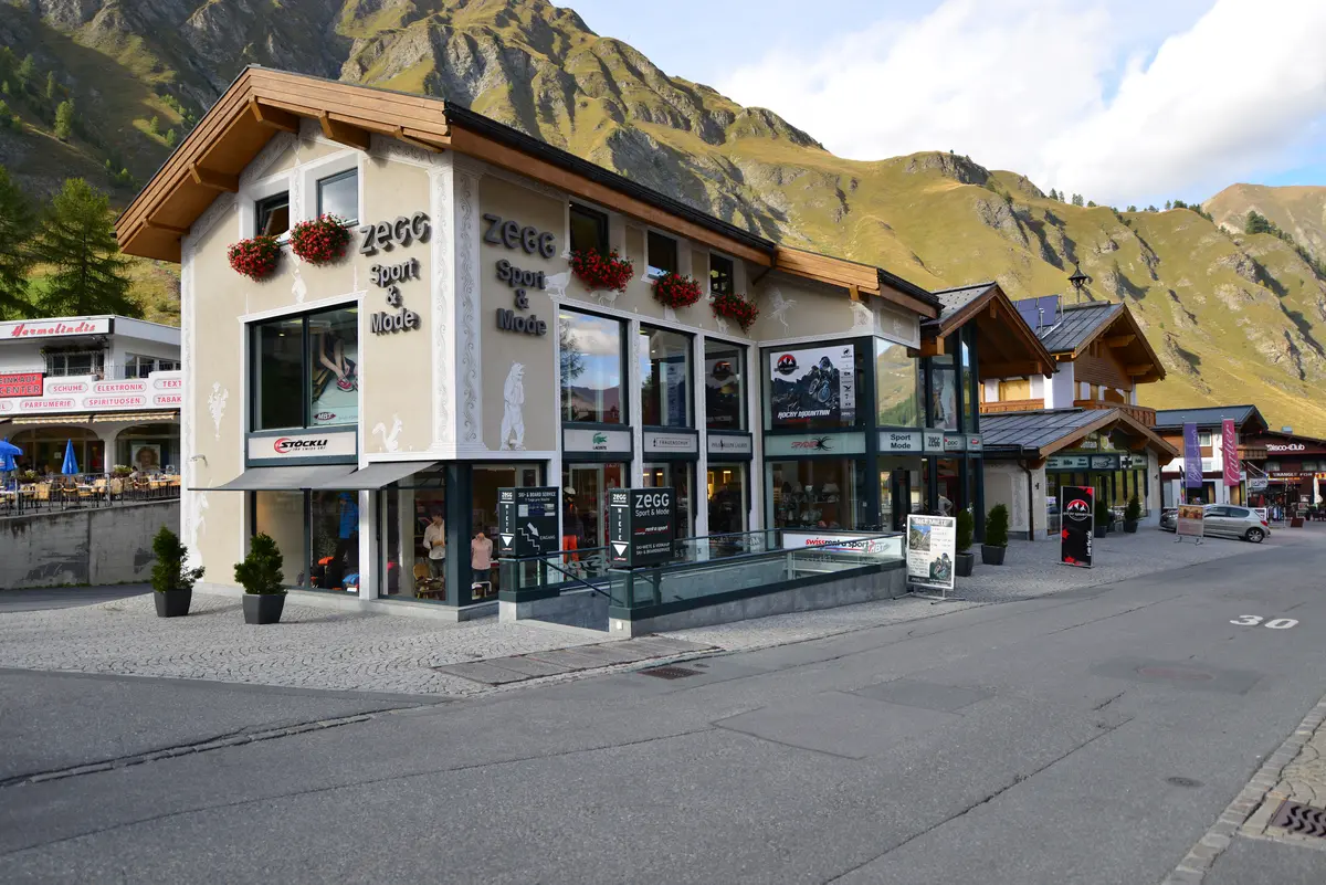ZEGG Sport & Mode | ZEGG Hotels & Stores